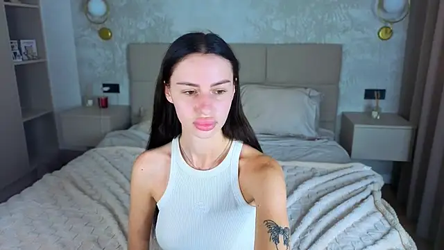 Snow_WhiteeeX live cam on StripChat