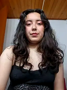 Emi_chik webcam