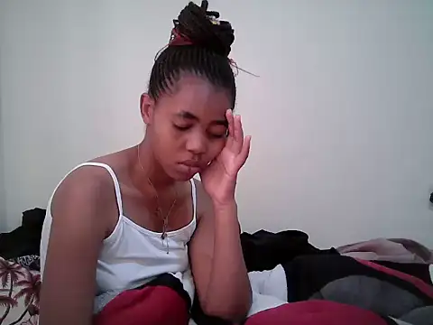 MidnightNala webcam