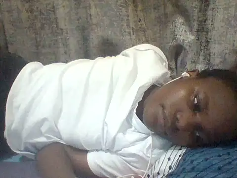 tina_2030 webcam