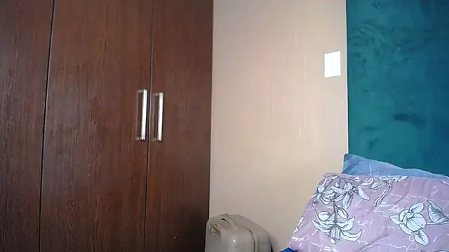 SexyAdel12 webcam