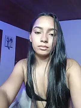 Leilaplus0s webcam