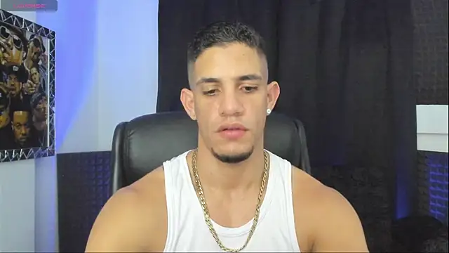 jhonnysnow17 live cam on StripChat