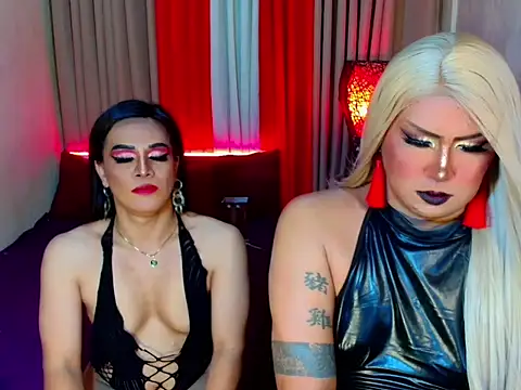 Wildest_Slave_Huntress webcam