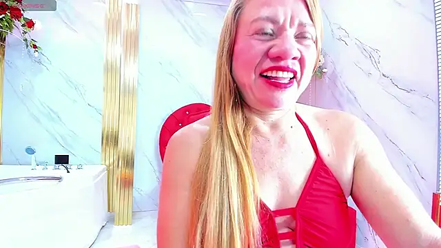 alicee__mature
