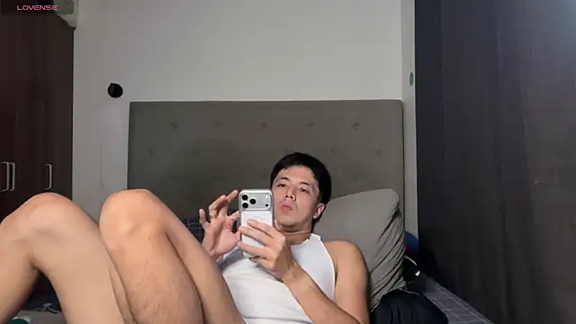 Addictiveboi webcam