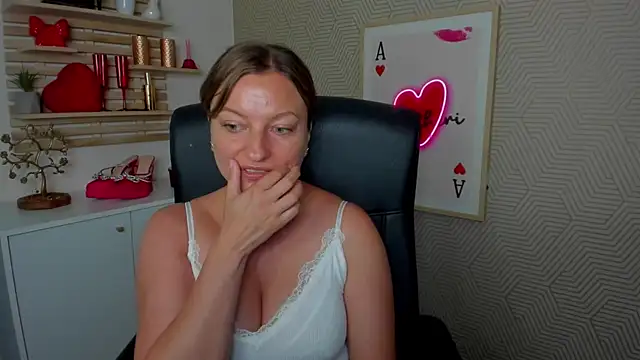 angelaSamt webcam