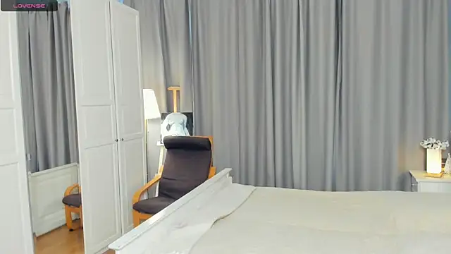 LavenderMitten webcam