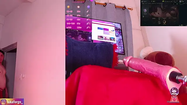 EthaanNova webcam