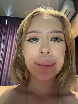 MaryChanXO webcam