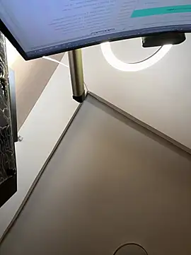 OliGasm webcam