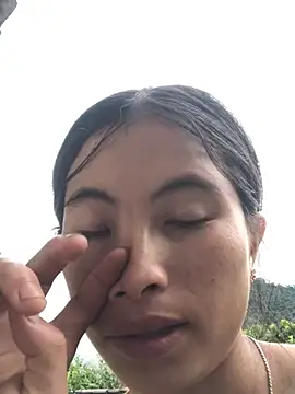 sun-shii live cam on StripChat