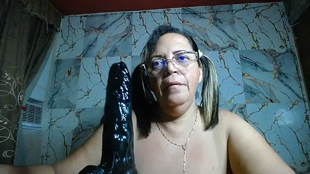 alina_maturehot webcam