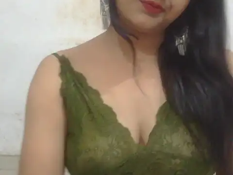 POOJA_199 webcam