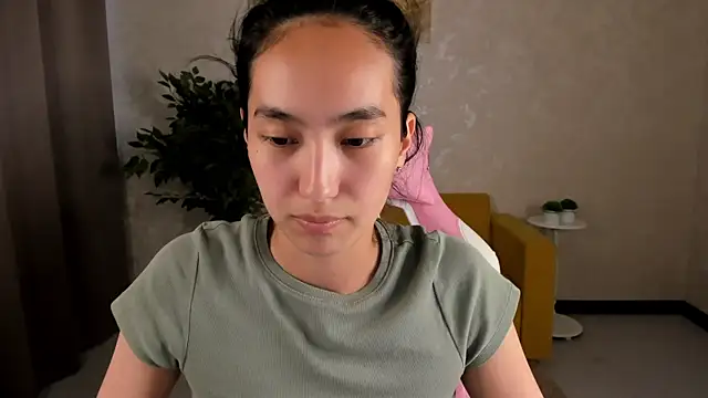 FlirtyAura webcam
