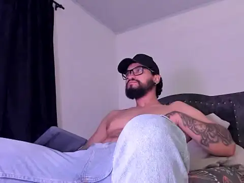 Chrys_harris77 webcam