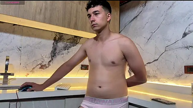 Cody_crown live cam on StripChat