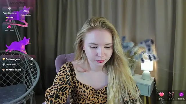 Linda__Bloom webcam