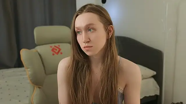 mowalova live cam on StripChat
