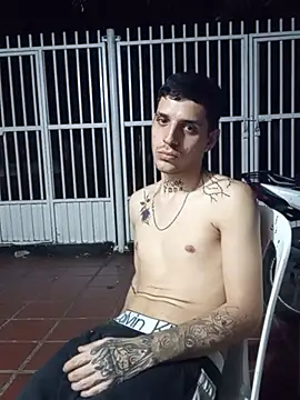boy_max_latin webcam