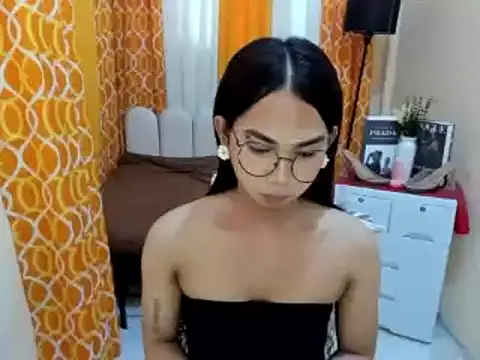 TsAlexa_Blaire webcam