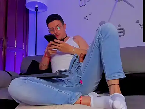 Leo_Hunt_ webcam