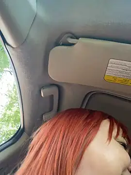 LadyDreams11 webcam