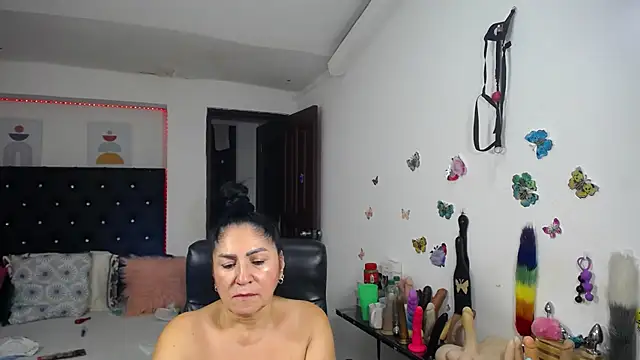 mature_bigboobs10 webcam