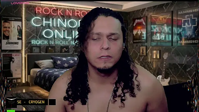 chino_roz webcam