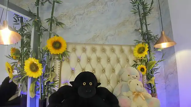 LittleeJaz webcam