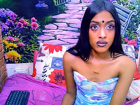 IndianPretty14u2Luv webcam