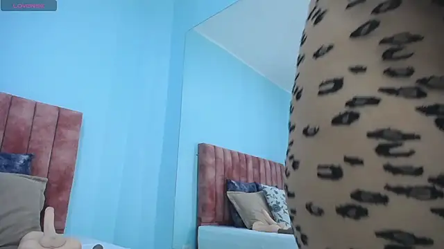nana_levy webcam