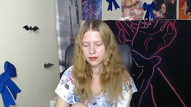 stellacrl (F young) - but new underwear
