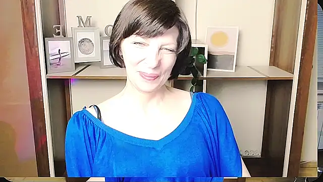 Watch _AngeliaFlow_ live on EroticFlix - High definition streams