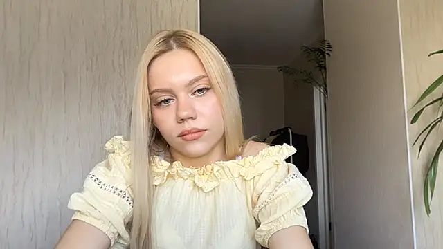 Glamorforyou live cam on StripChat