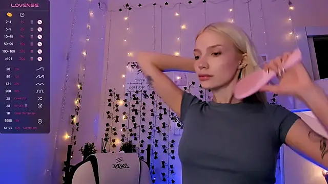 AnyaTaylor_ live cam on StripChat