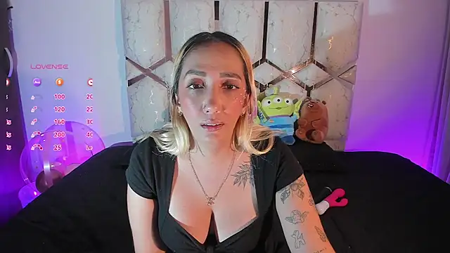 Amanda_klaire webcam