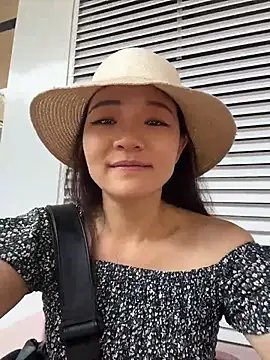xiaochengzi505 live cam on StripChat