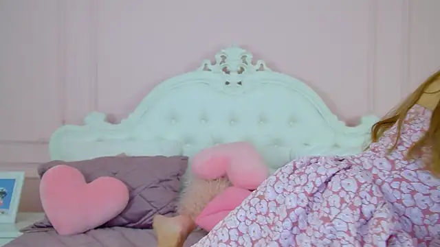 AprilSpringer live cam on StripChat