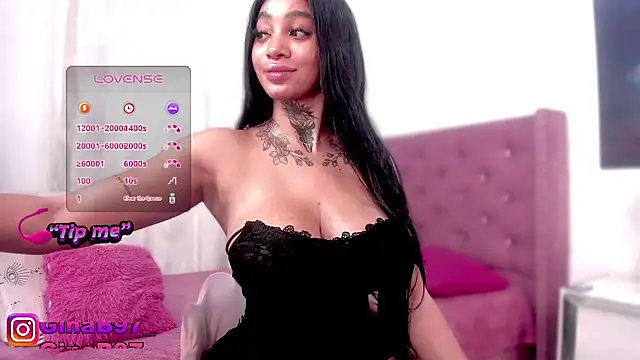 GinnaBolton webcam