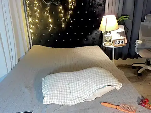 SiennaBlair webcam