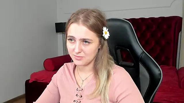 EllaBells webcam