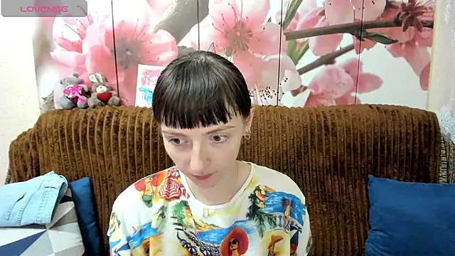 TayanaJons webcam