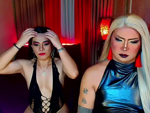 Wildest_Slave_Huntress webcam