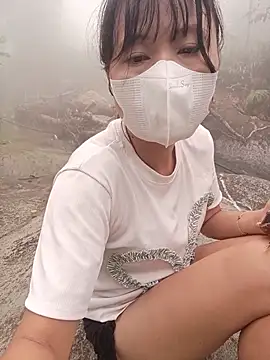 Linda-yiyi webcam