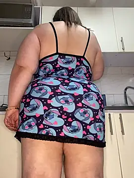 Chloee_Peach webcam