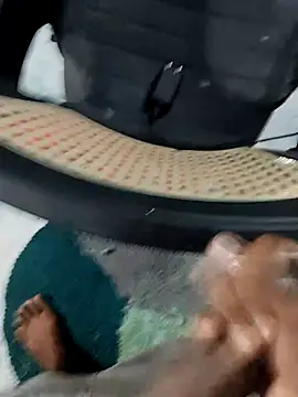 RAYI_Queen_4 webcam