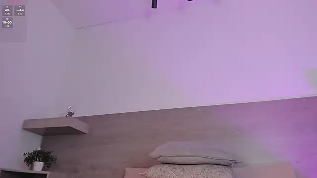 ariana__parker webcam
