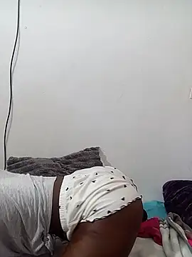 DarkPearl_20 webcam