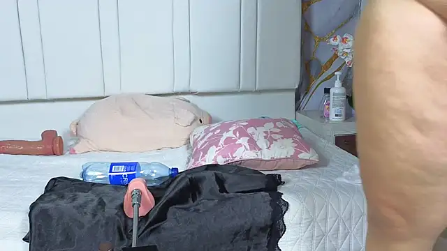 zully_fox webcam